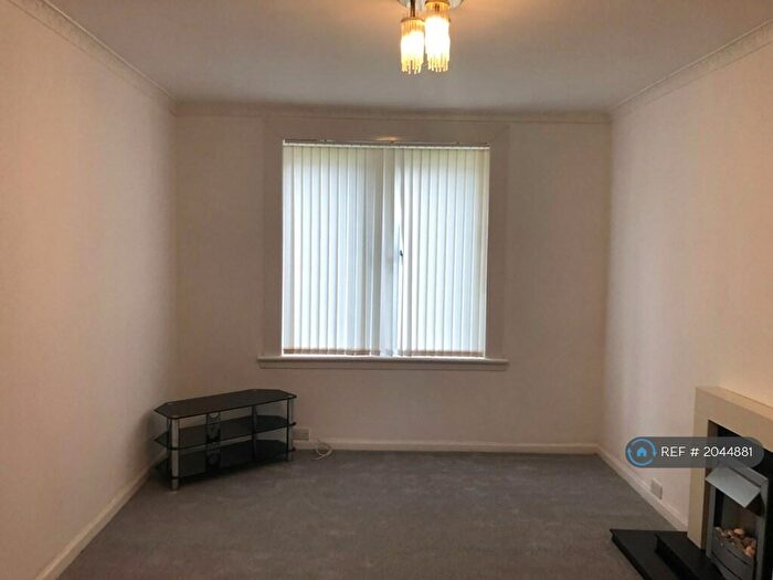 1 Bedroom Flat To Rent In Main Street, Thornliebank, Glasgow, G46