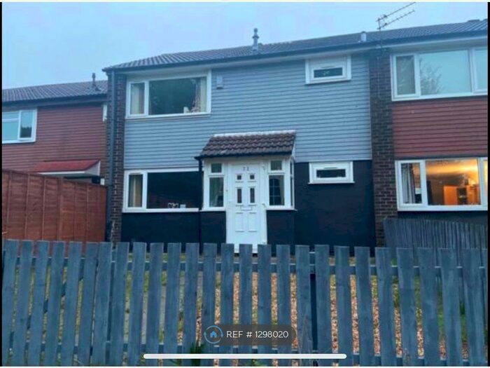 3 Bedroom Terraced House To Rent In Sherburn Road North, Leeds LS14