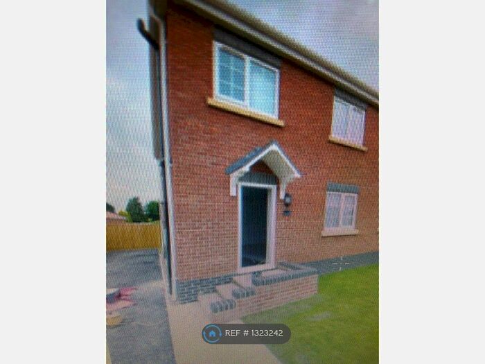 2 Bedroom Semi-Detached House To Rent In Corona Drive, Thorne, Doncaster DN8