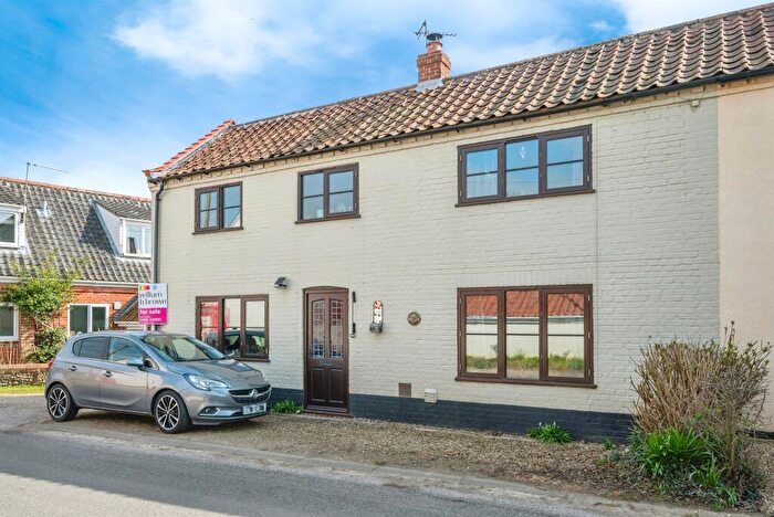 4 Bedroom Semi-Detached House For Sale In Happisburgh Road, White Horse Common, North Walsham, NR28