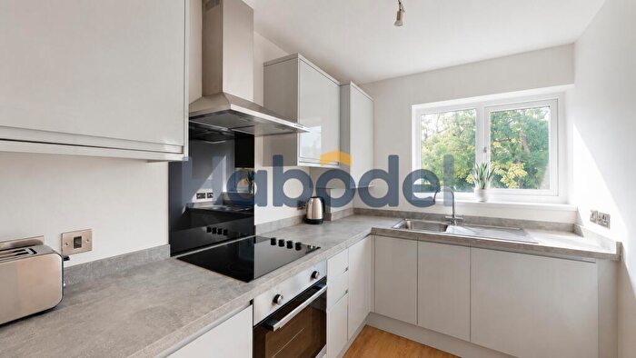 2 Bedroom Flat To Rent In Russell Court, Derby Road, Long Eaton, Nottingham, NG10