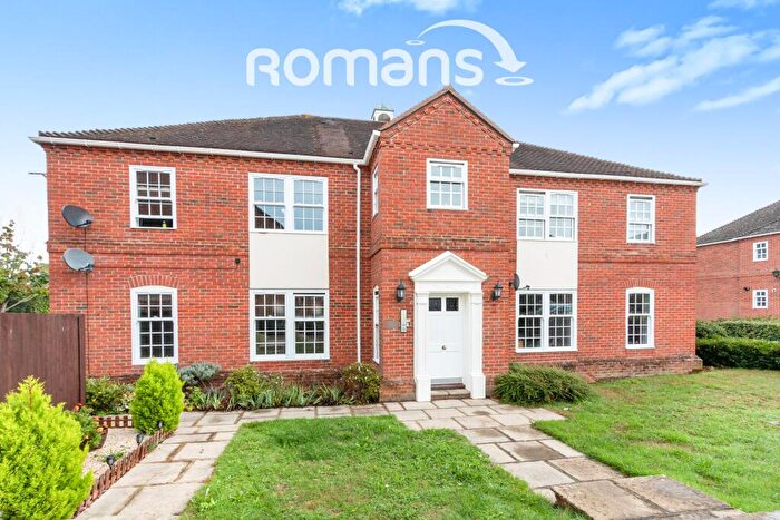 1 Bedroom Flat To Rent In Calcott Park, Yateley, GU46