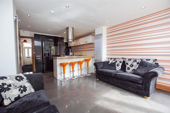 6 Bedroom House To Rent In Teignmouth Road, Birmingham, West Midlands, B29