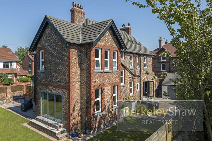 6 Bedroom Detached House For Sale In Victoria Avenue, Crosby, Liverpool, L23