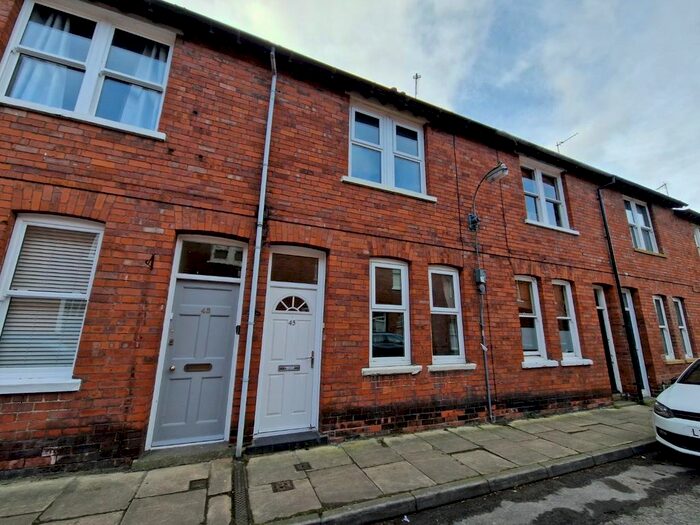 2 Bedroom Property To Rent In Hartoft Street, York, YO10