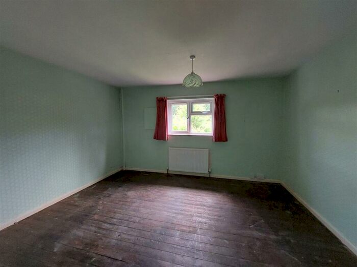 3 Bedroom Terraced House For Sale In Whippingtons Corner, Staunton, Coleford, GL16