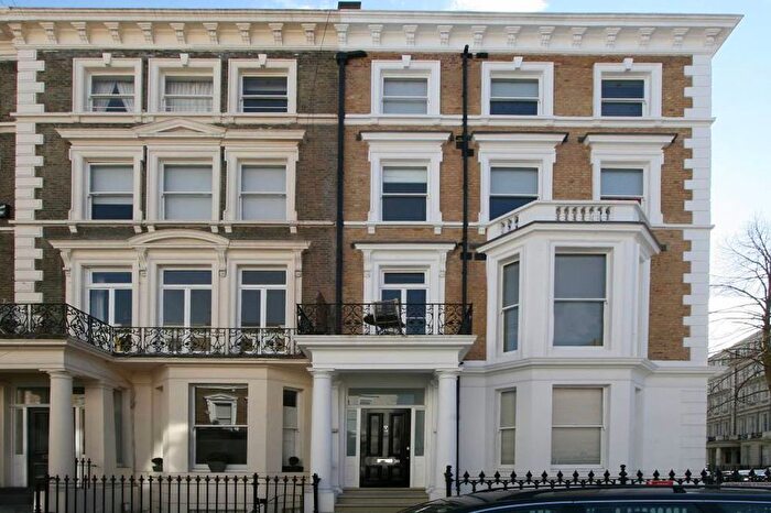2 Bedroom Flat To Rent In Collingham Place, Earls Court, SW5