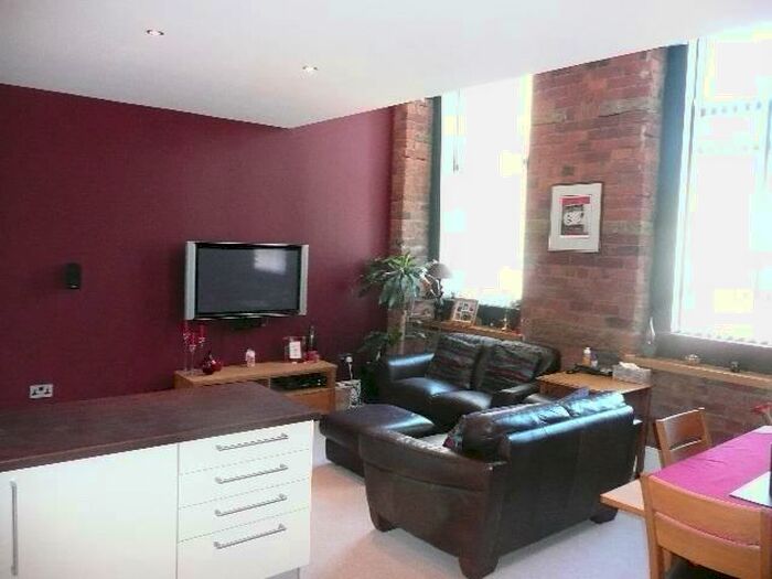 2 Bedroom Flat To Rent In Albion House, Hick Street, Little Germany, BD1