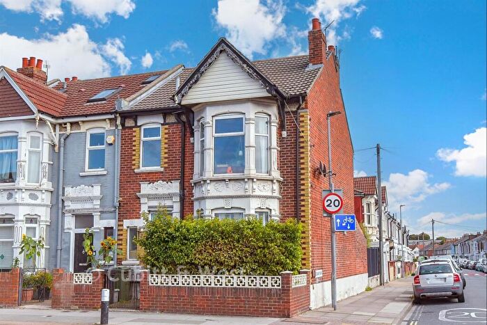 1 Bedroom Apartment For Sale In Milton Road, Southsea, Hampshire, PO4