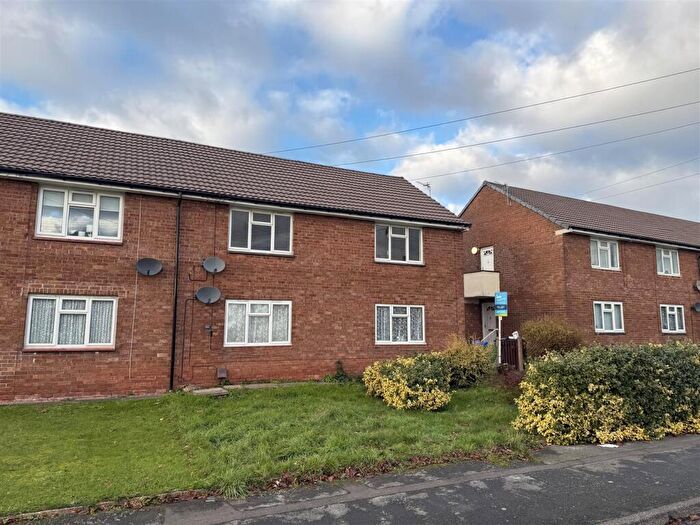 2 Bedroom Apartment For Sale In Sycamore Road, Burton-On-Trent, DE15