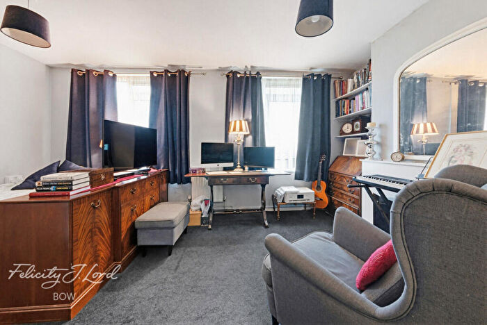 1 Bedroom Flat For Sale In Devons Road, London, E3