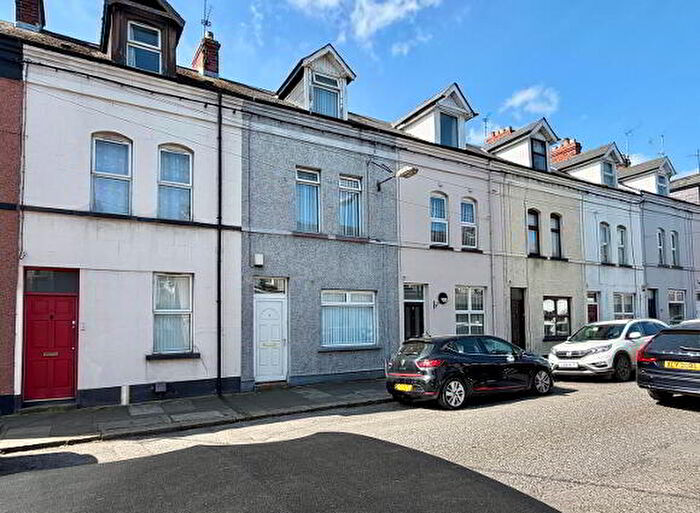 4 Bedroom Terrace House For Sale In Burnbrae Avenue, Portadown, BT62