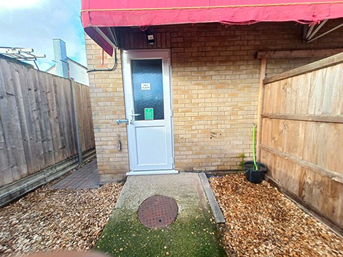 1 Bedroom Flat To Rent In Holmsey Green, Bury St. Edmunds, IP28