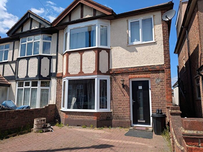 3 Bedroom Terraced House To Rent In Cherry Tree Lane, Rainham, RM13