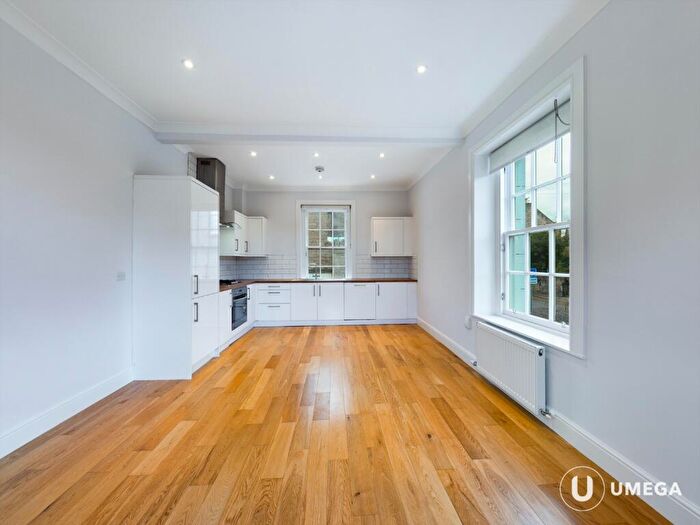 2 Bedroom Apartment To Rent In St. Bernard's Row, Stockbridge, Edinburgh, EH4