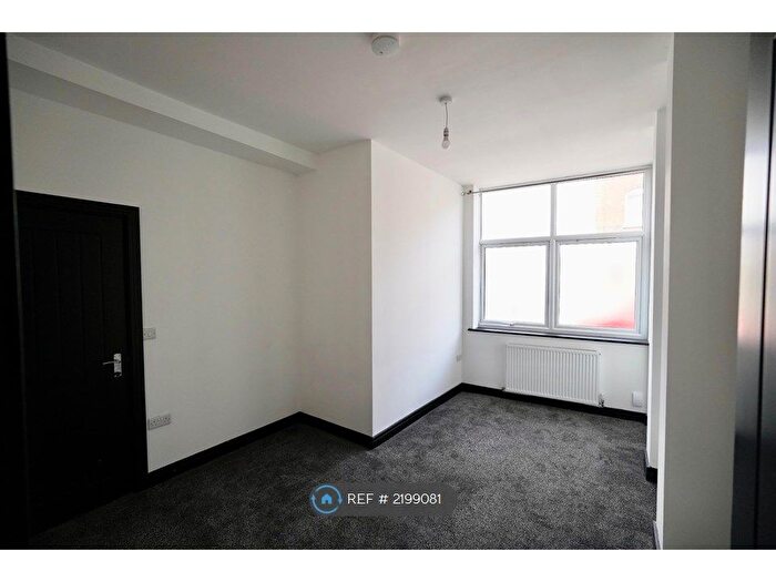 1 Bedroom Flat To Rent In Watnall Road, Hucknall, Nottingham, NG15