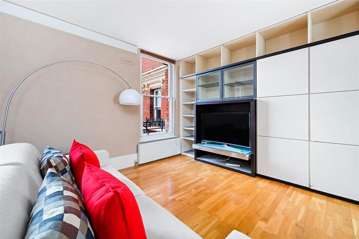 2 Bedroom Flat To Rent In Victoria Street, London, SW1H