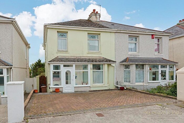 3 Bedroom Semi-Detached House For Sale In North Down Road, Plymouth, Devon, PL2