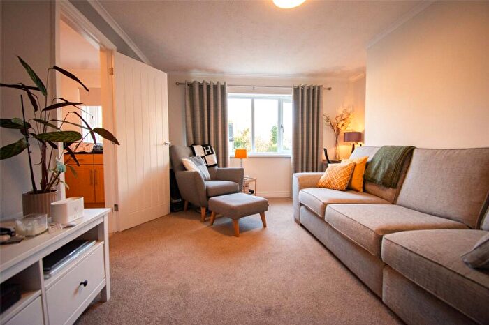 2 Bedroom Apartment To Rent In Bolton Grange, Yeadon, Leeds, West Yorkshire, LS19