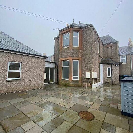 2 Bedroom Flat To Rent In High Street, Errol, Perthshire, PH2