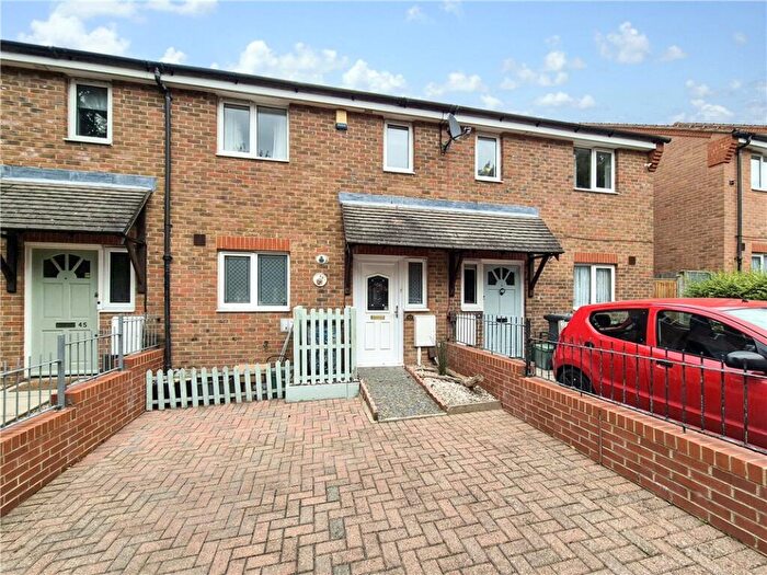 3 Bedroom Terraced House For Sale In Wagtail Way, St Mary Cray, Kent, BR5