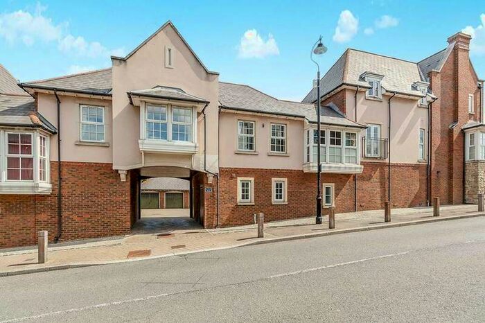 1 Bedroom Flat To Rent In Ingress Park Avenue, Greenhithe, DA9