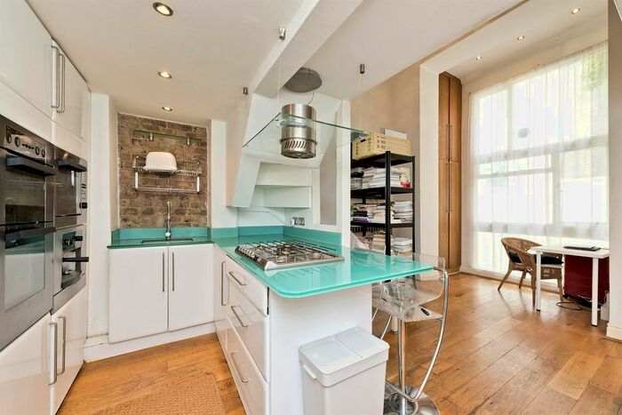 1 Bedroom Flat To Rent In Westbourne Terrace, London, W2