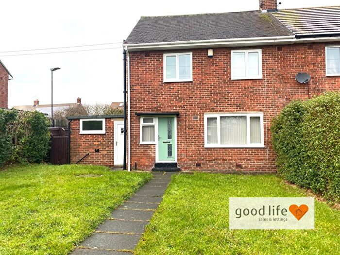 3 Bedroom Semi-Detached House To Rent In Leechmere Road, Grangetown, Sunderland, SR2
