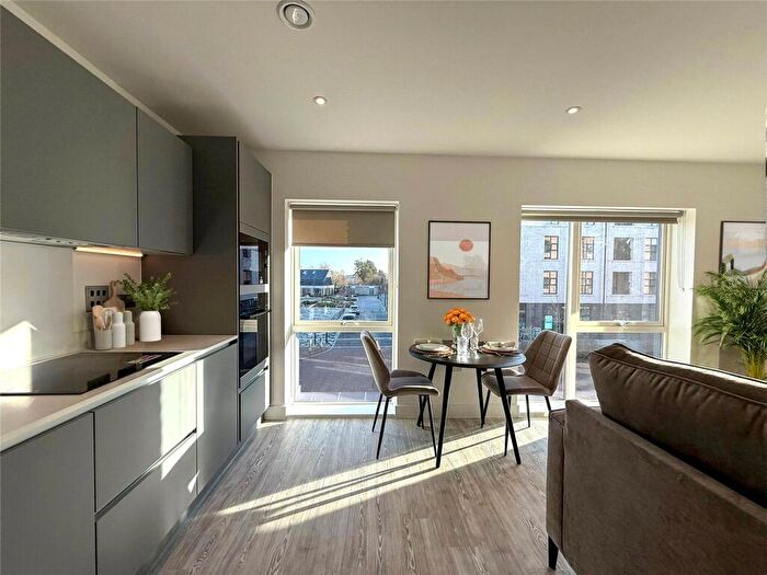 1 Bedroom Apartment To Rent In Bragg Way, Cambridge, Cambridgeshire, CB5