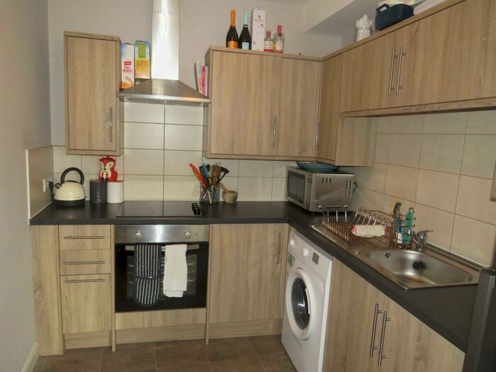 1 Bedroom Flat To Rent In High Street, Hucknall, Nottingham, NG15