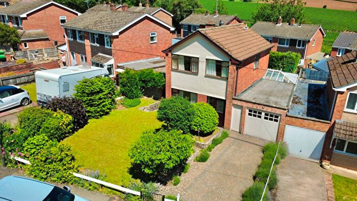 3 Bedroom Detached House For Sale In The Crescent, Mitcheldean, GL17