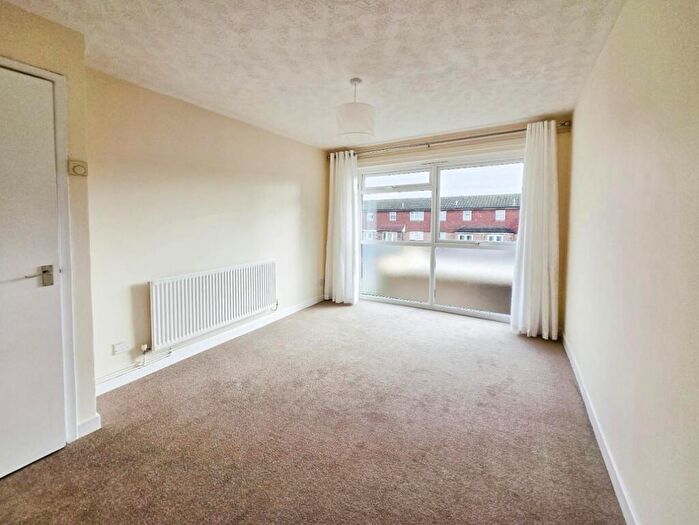 1 Bedroom Flat For Sale In Mortlake Close, Beddington, CR0