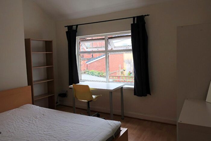 3 Bedroom House To Rent In Hope Place, Selly Oak, Birmingham, West Midlands, B29