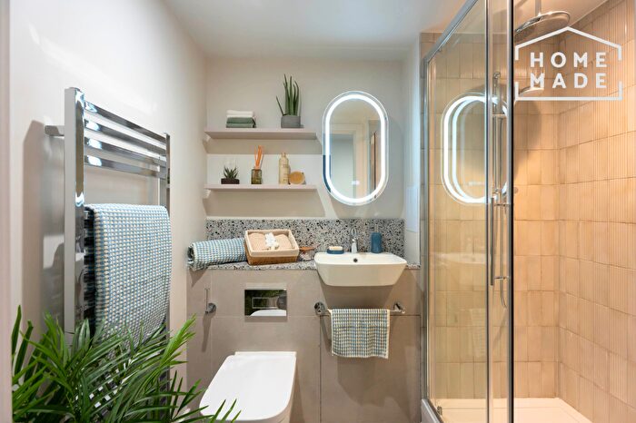 Studio To Rent In The Rex, Clarence St., KT1