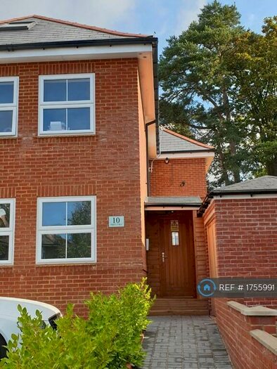 1 Bedroom Flat To Rent In Seagarth Lane, Southampton, SO16