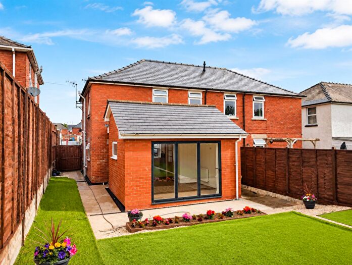 3 Bedroom Semi-Detached House For Sale In Victoria Road, Coleford, GL16