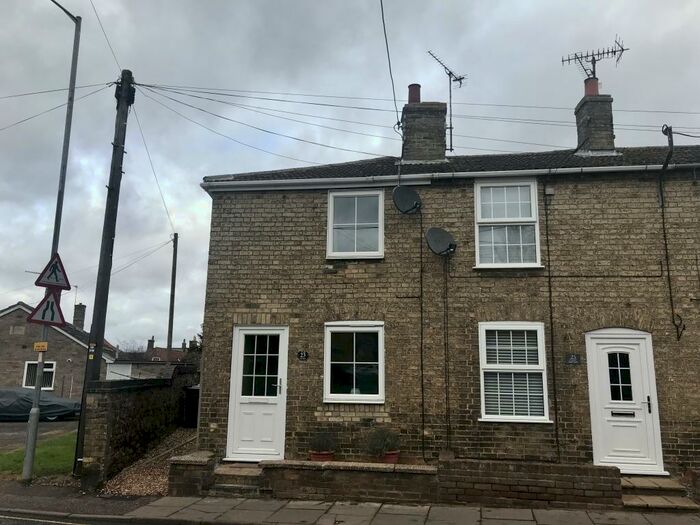 2 Bedroom Semi-Detached House To Rent In Priory Road, Downham Market, PE38