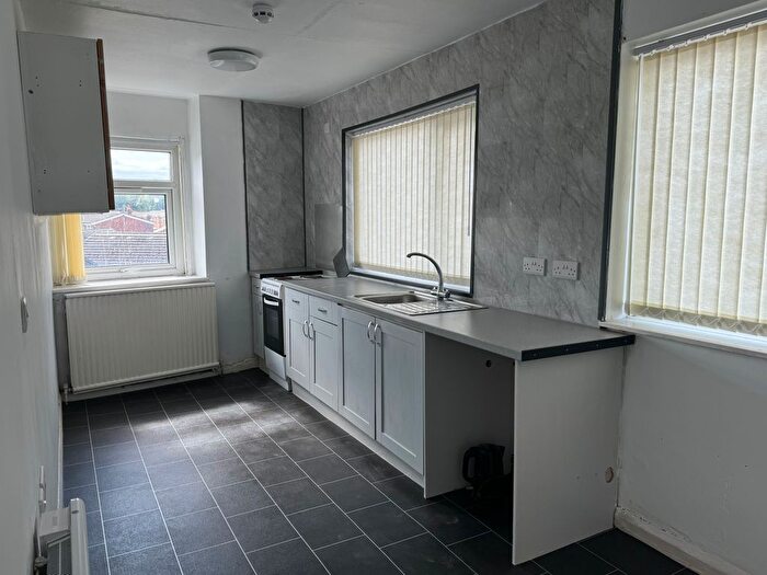 2 Bedroom Flat To Rent In Green Lane, Pontefract, WF7