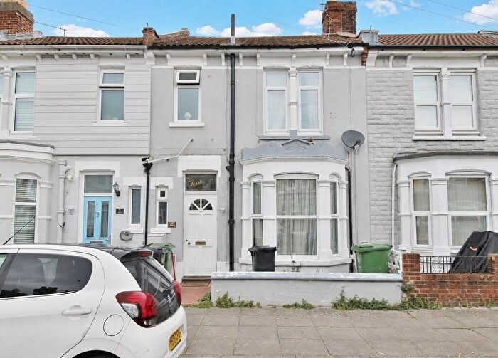 1 Bedroom Flat For Sale In Bonchurch Road, Southsea, PO4