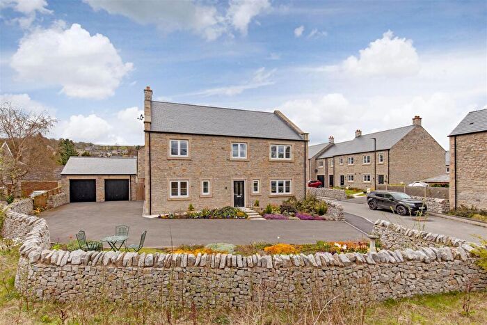 5 Bedroom Detached House For Sale In Swift Close, Bradwell, Hope Valley, S33