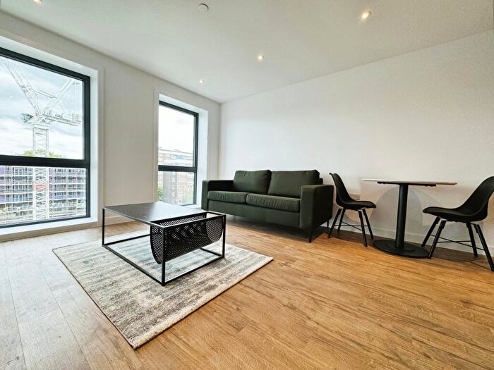 1 Bedroom Apartment To Rent In Phoenix, Saxton Lane, Leeds, LS9
