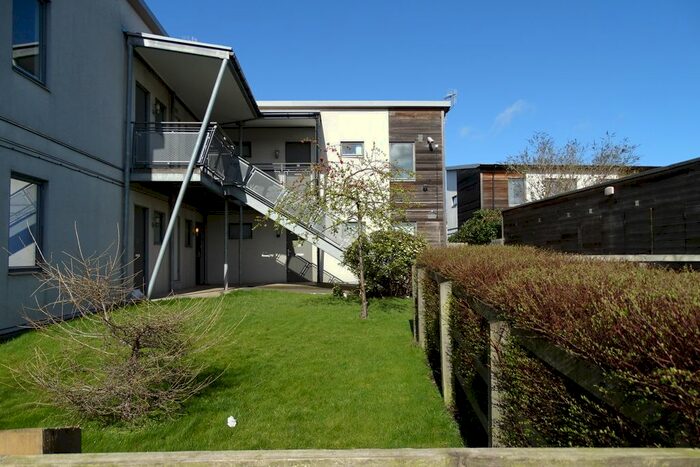 1 Bedroom Flat To Rent In Acacia Road, Gateshead, NE10