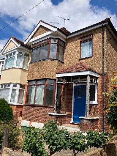 4 Bedroom Terraced House To Rent In -Bedroom House For Rent, RM11