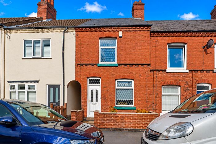 3 Bedroom Terraced House For Sale In Queens Road, Hinckley, LE10