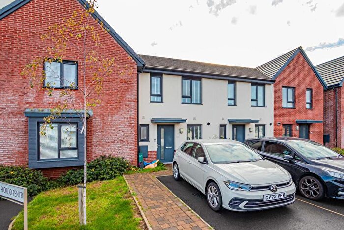 2 Bedroom House To Rent In Ffordd Pentre, Barry, CF62