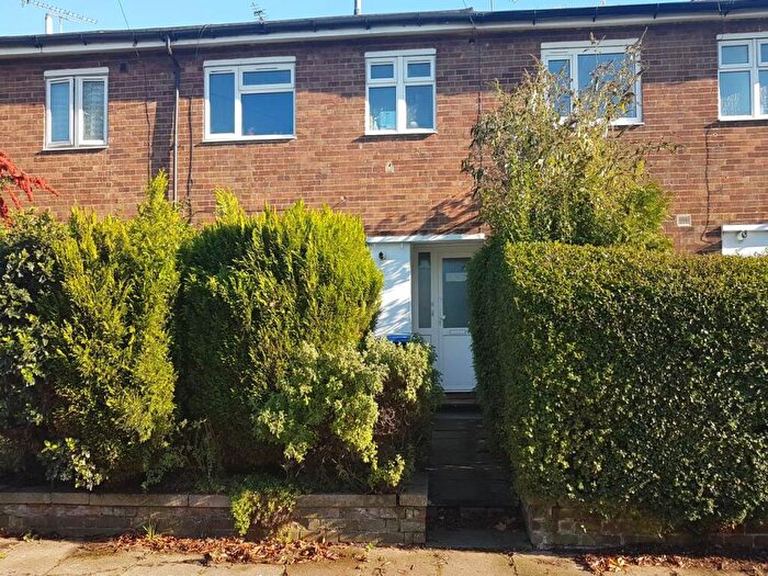 4 Bedroom House To Rent In Chennells, Hatfield, Hertfordshire, AL10