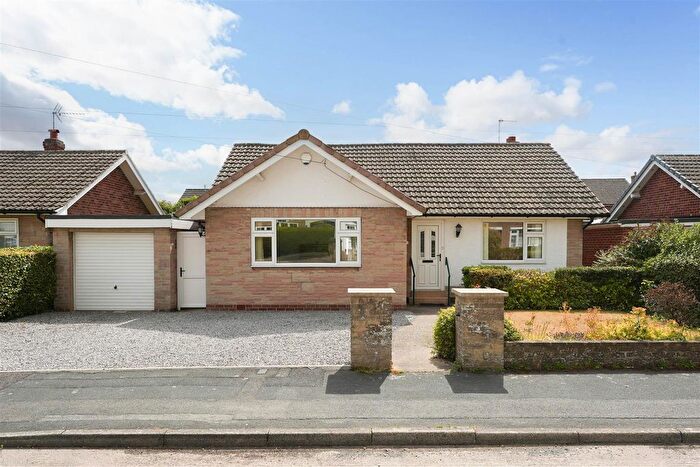 2 Bedroom Detached Bungalow For Sale In Montague Walk, Upper Poppleton, York, YO26