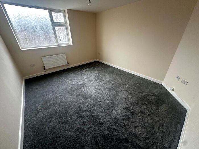 1 Bedroom Flat To Rent In Oxford Street, Ripley, DE5
