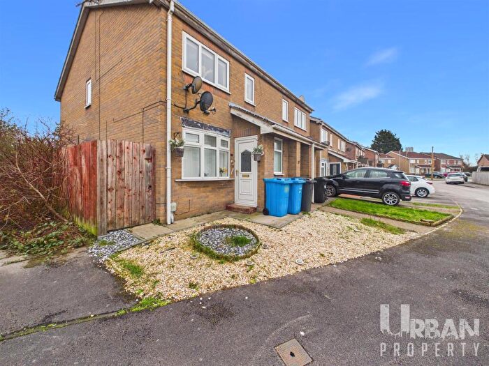 1 Bedroom House For Sale In Bannister Drive, Hull, HU9