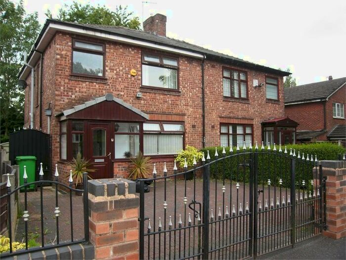 3 Bedroom Semi-Detached House To Rent In Ashdown Avenue, Blackley, Manchester, M9